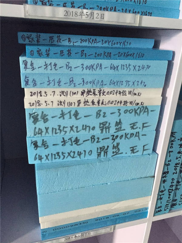 �ߏ��ȃ��졢��ů�D�ܰ�